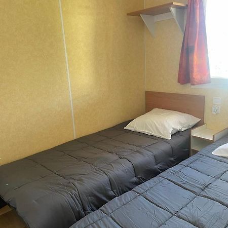 Mobil-Home Au Bord De L'Eau Feins Eksteriør billede