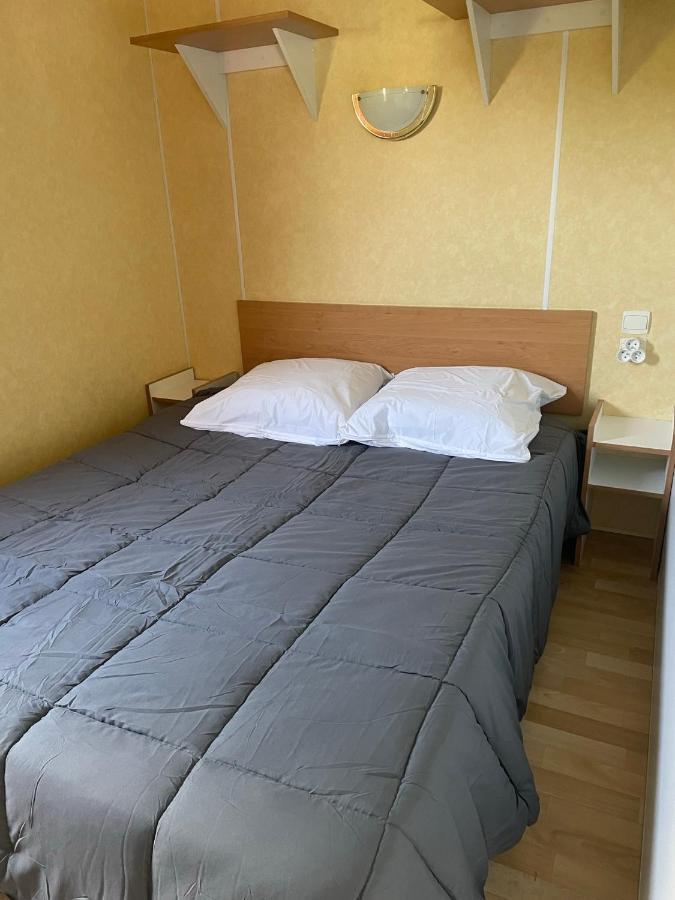 Mobil-Home Au Bord De L'Eau Feins Eksteriør billede